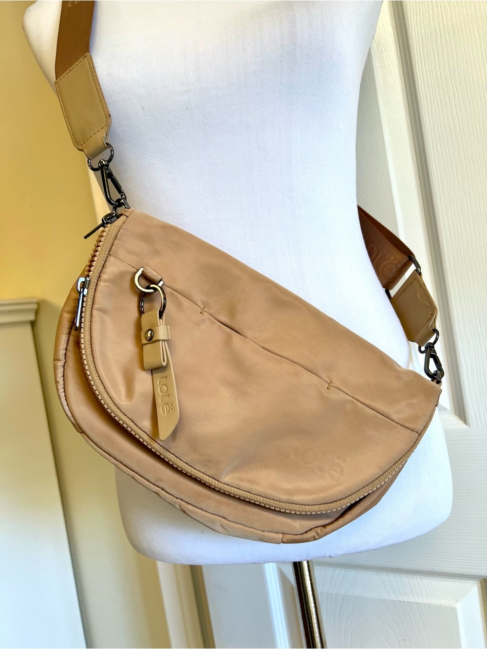Lole Tan Crescent Leather Crossbody Bag